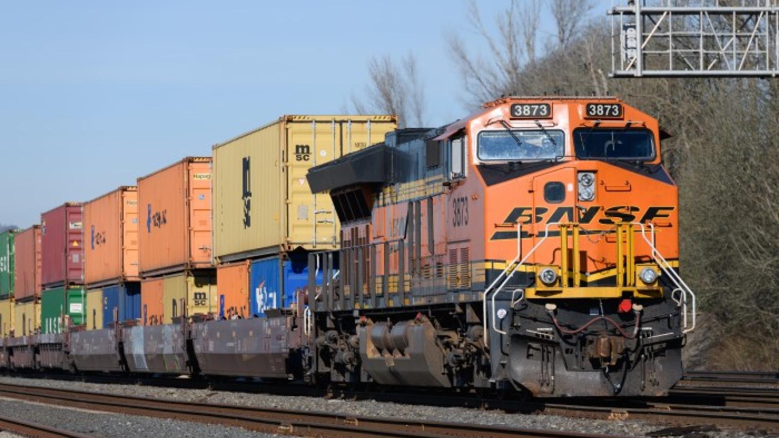 Analysis: Are trailers reaching the end of the intermodal road? - Trains