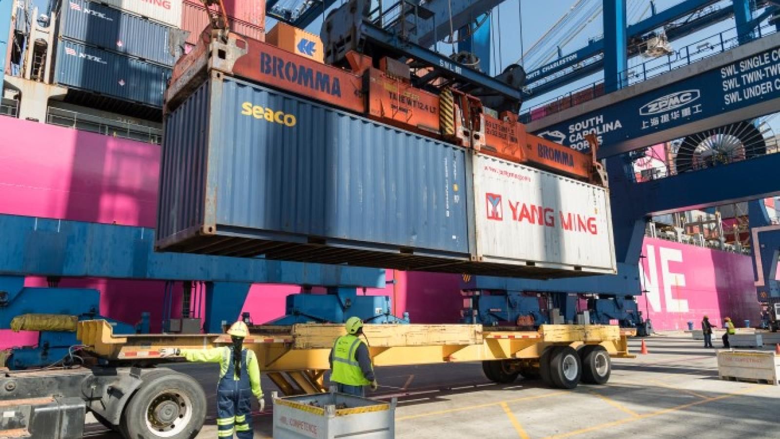 ILA seeking huge wage hike from maritime employers: sources