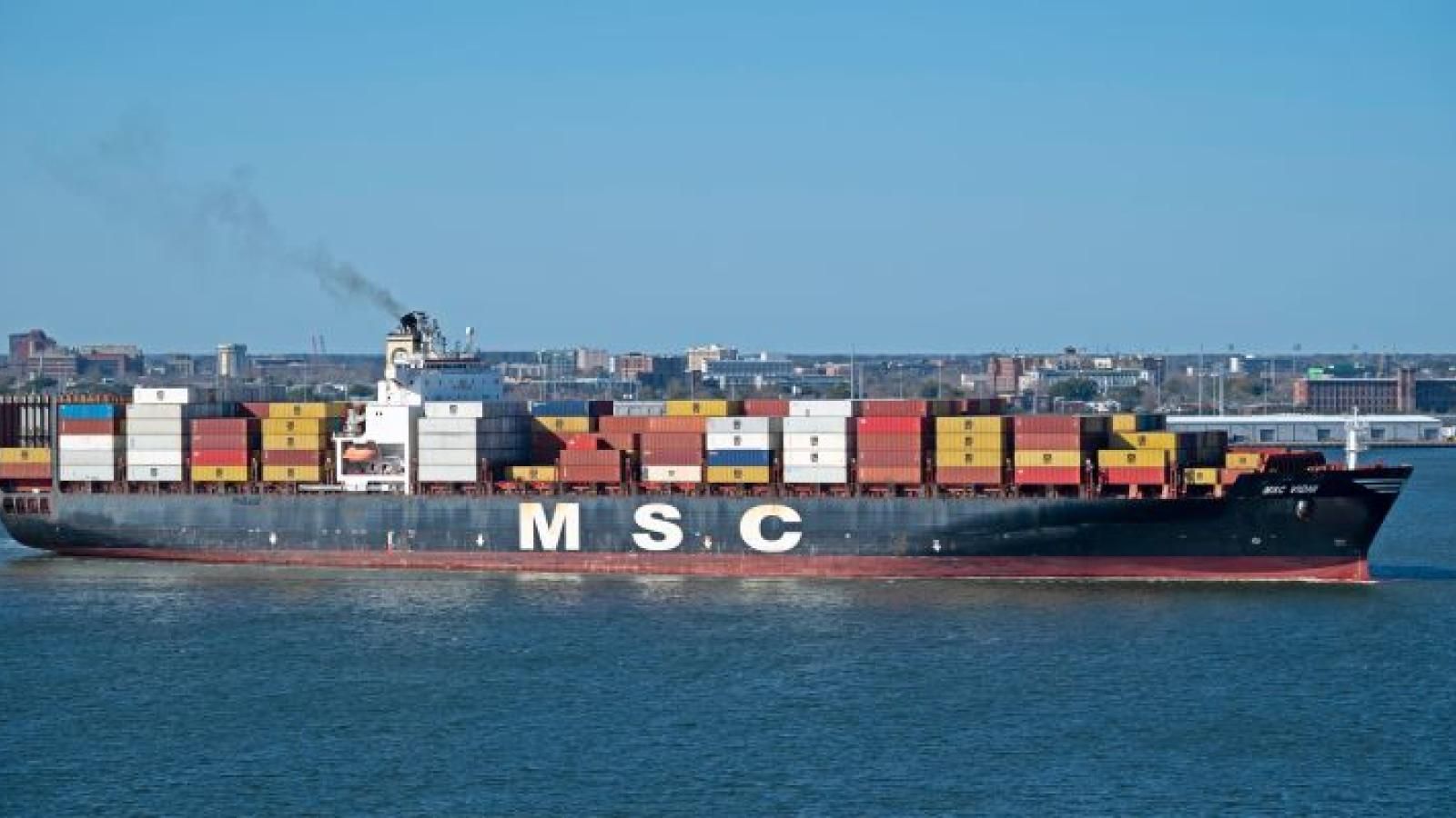 US imports building toward August peak, but labor concerns weigh: retailers