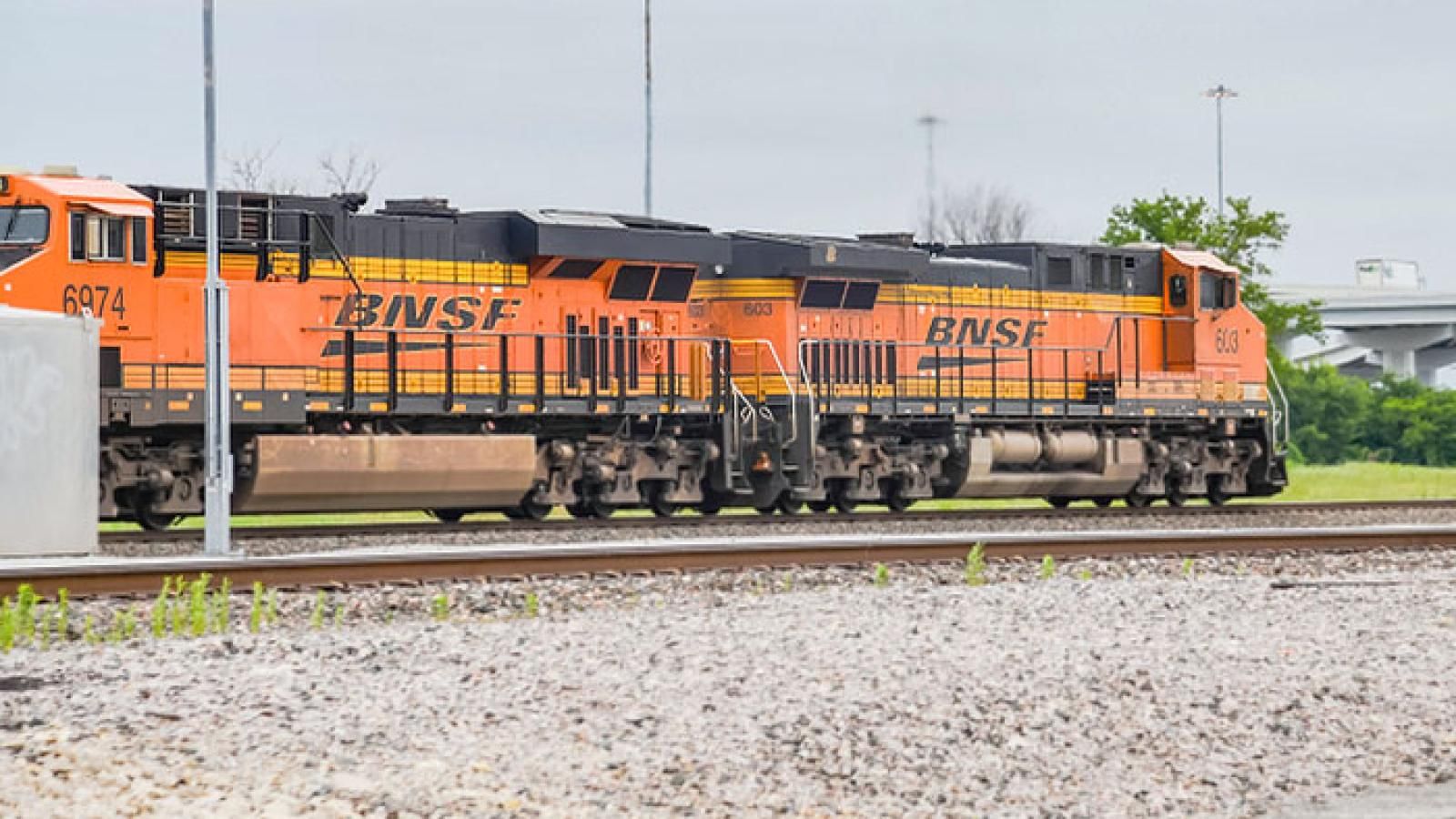 Lower LALB imports help BNSF clear Dallas congestion Journal of Commerce