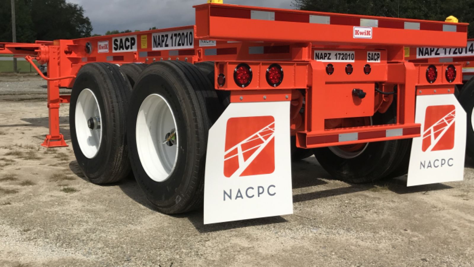 Let the party paying for the chassis select the chassis provider NACPC