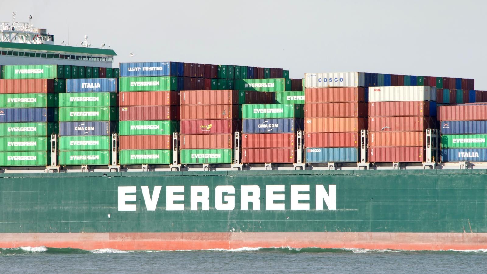 Evergreen pushed contracted cargo to spot market: FMC shipper complaint
