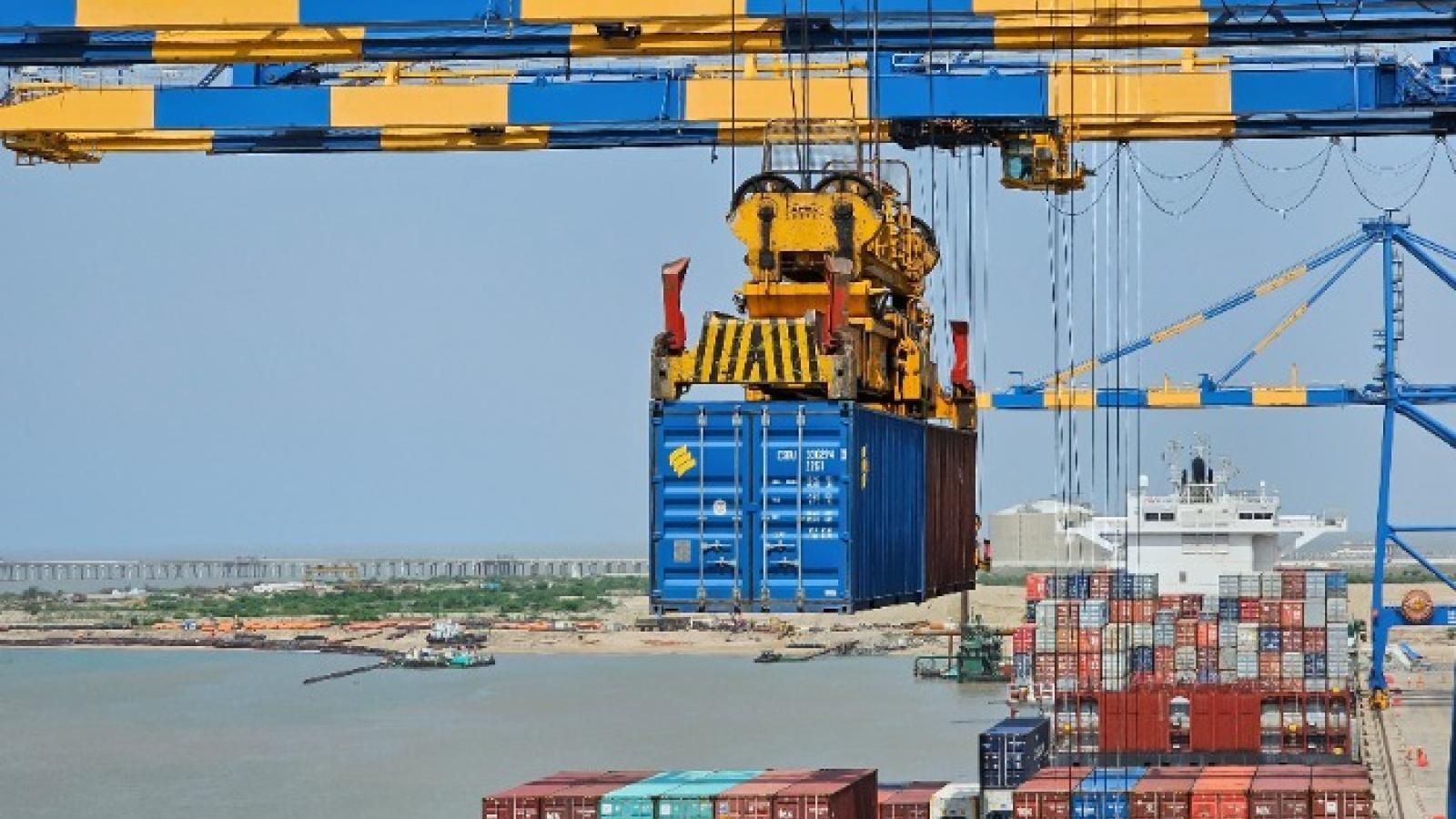 Port congestion in Asia easing, shifting to India: ocean carriers, forwarders