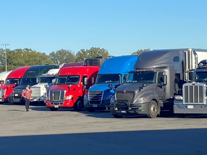 Divergent data suggests US trucking jobs lower than reported