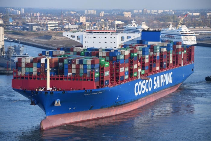 Peak season surge drives up Cosco’s estimated nine-month earnings