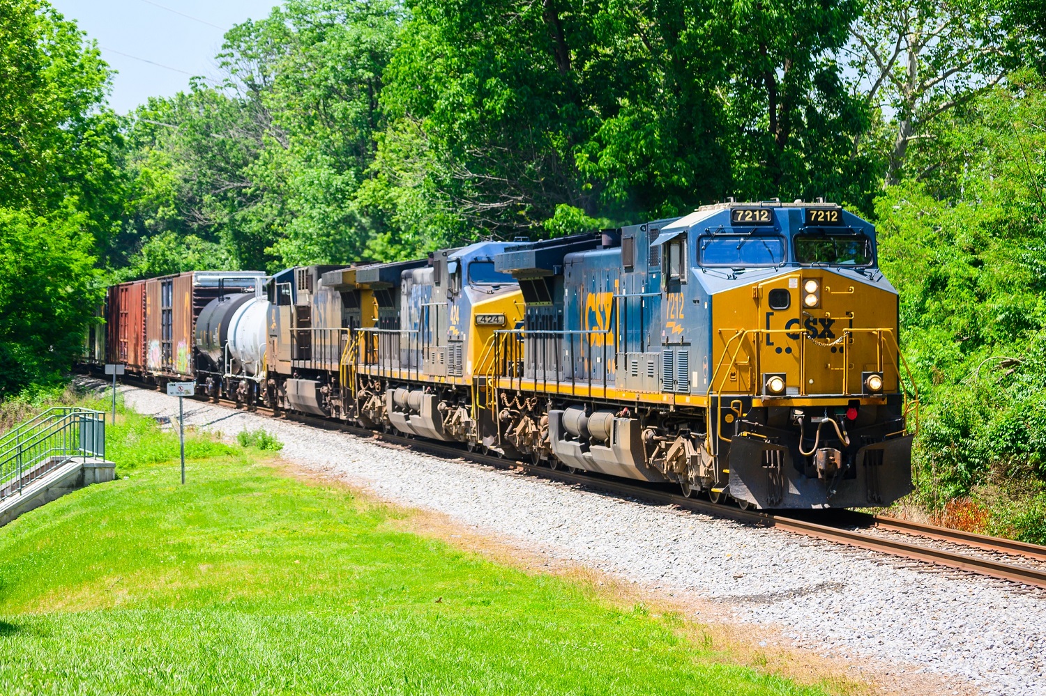 STB approves CPKC, CSX acquisitions of regional rail line in southern US