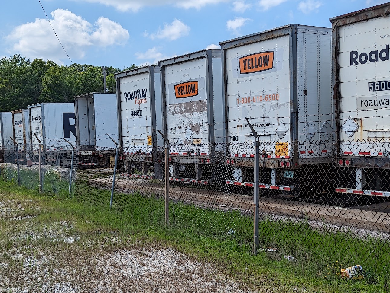 US LTL carriers raising rates as shippers keep wary eye on 2025