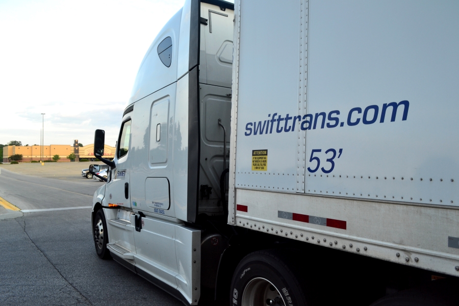 US truckload spot rates to benefit from ‘tailwinds’ as 2025 progresses