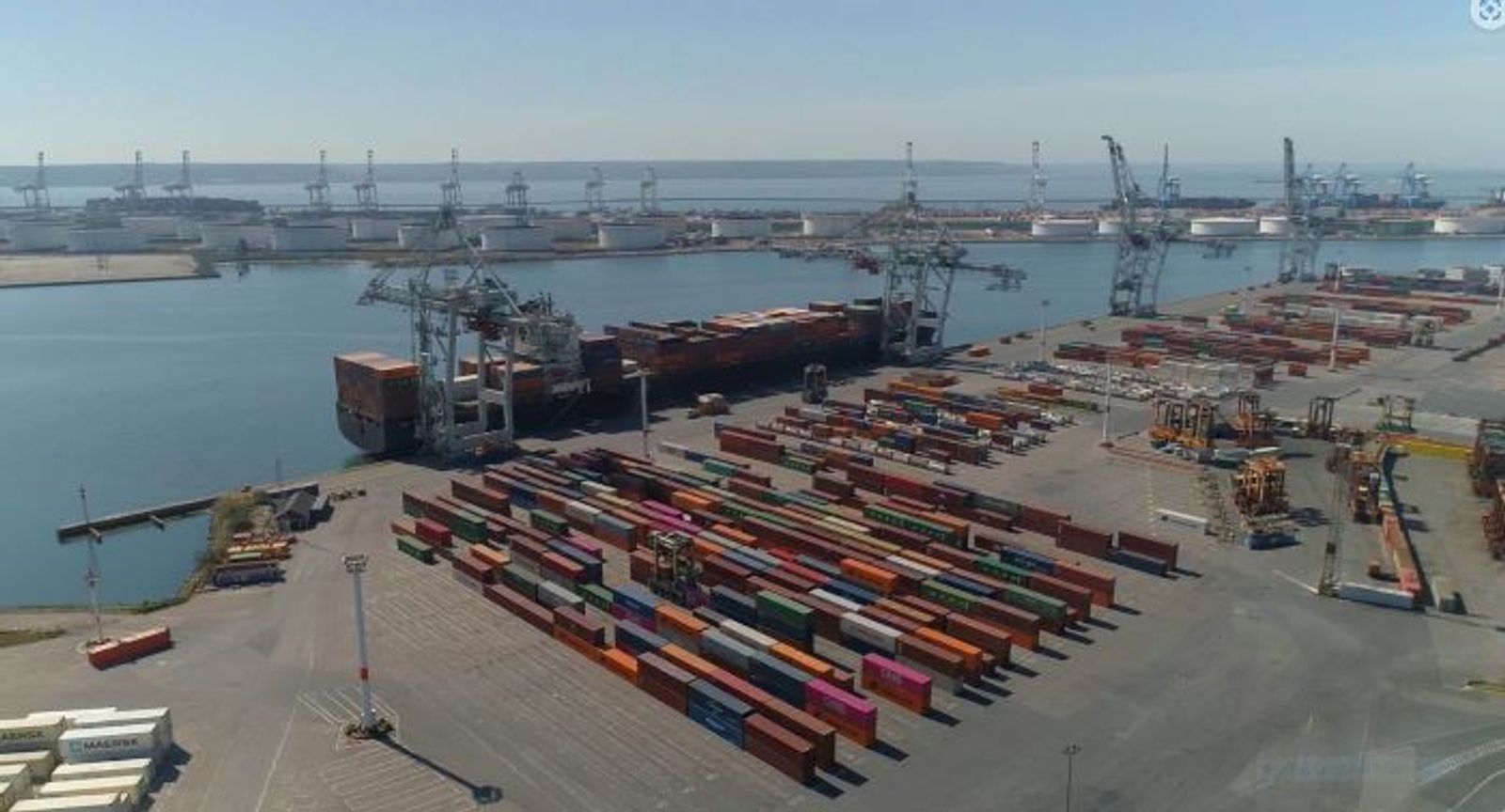 Hapag-Lloyd's ports arm buys majority stake in Le Havre terminal