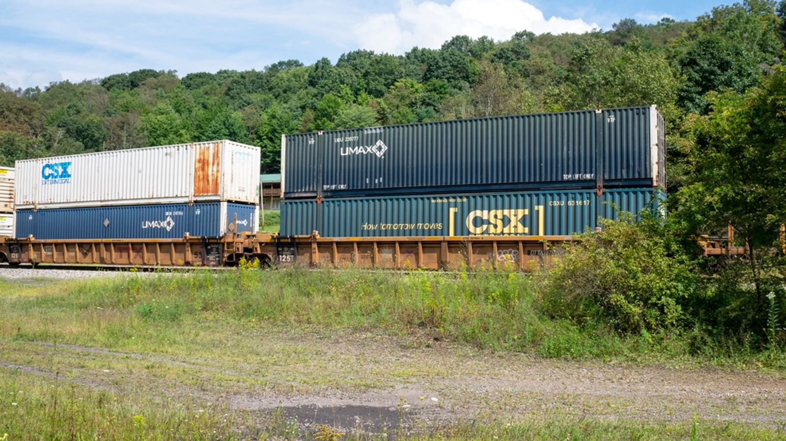 Railroads acknowledge little movement on intermodal contract rates