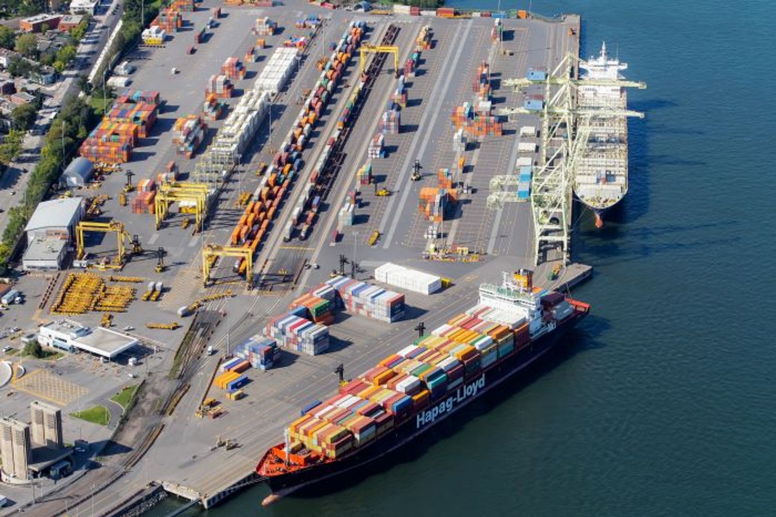 Montreal seeking longshore deal ahead of capacity expansions