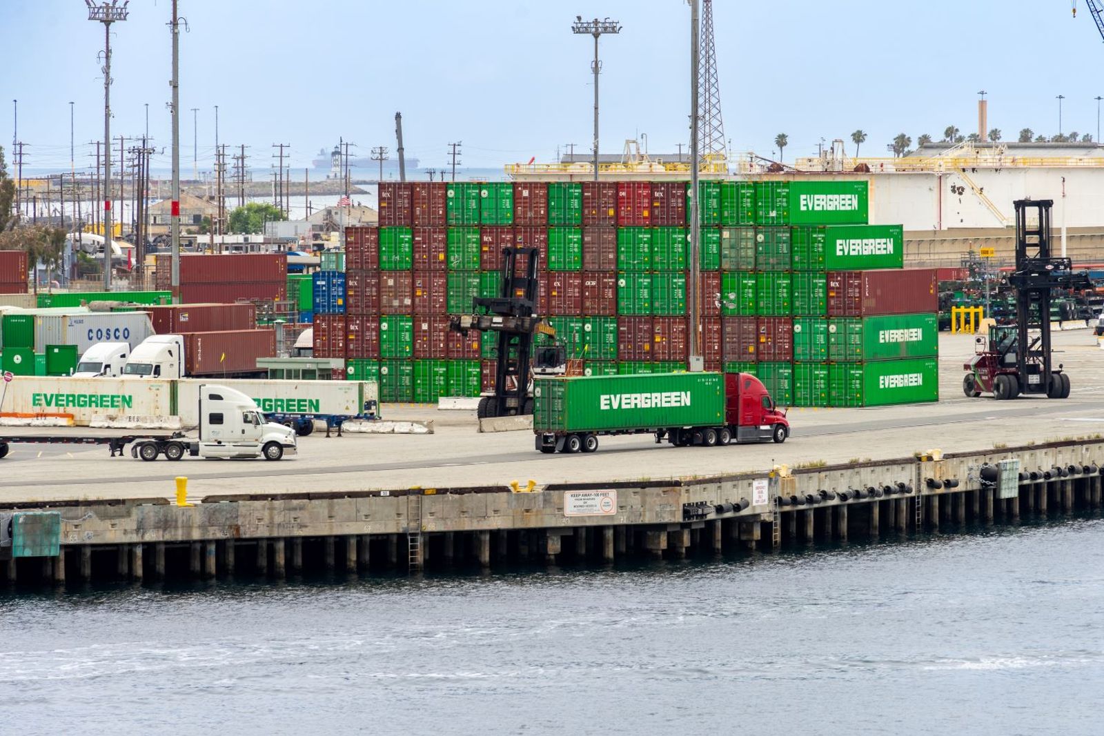 Empty containers piling up in Los Angeles-Long Beach after January import surge