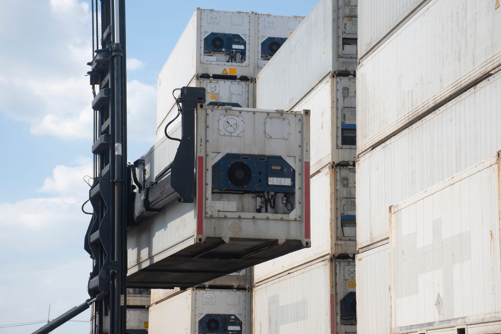 Port Houston implementing reefer dwell fees to encourage container flow