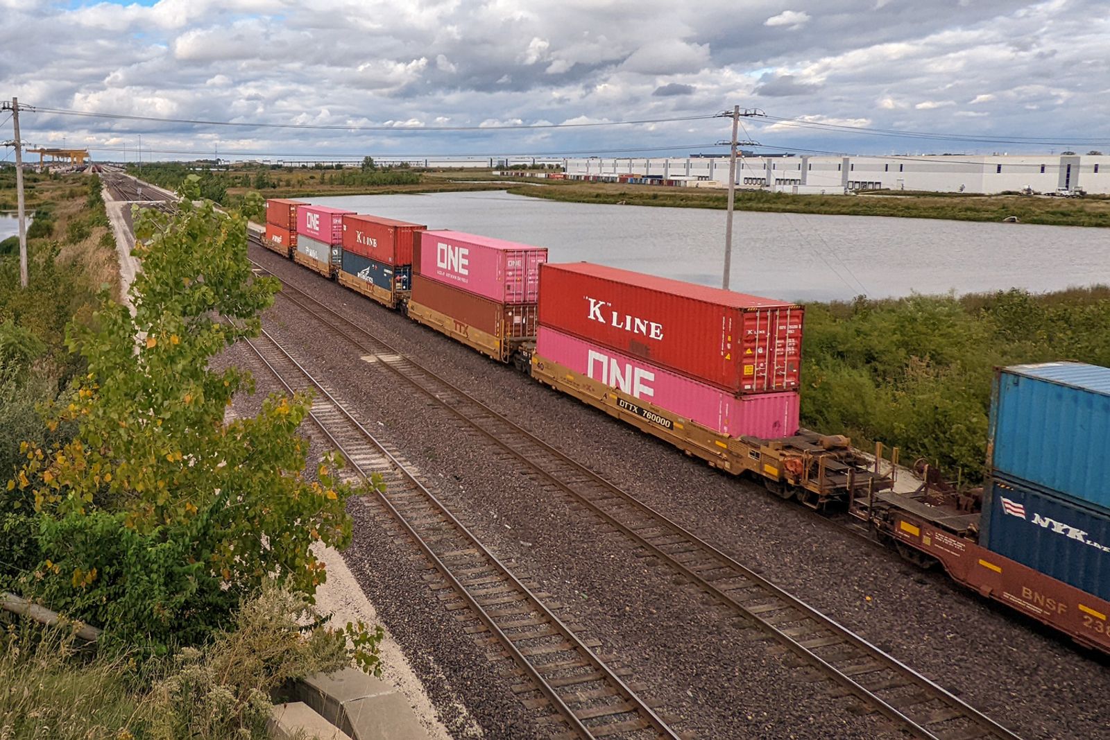 Carriers, POLA back UP-NS deal, citing lower transit times, costs