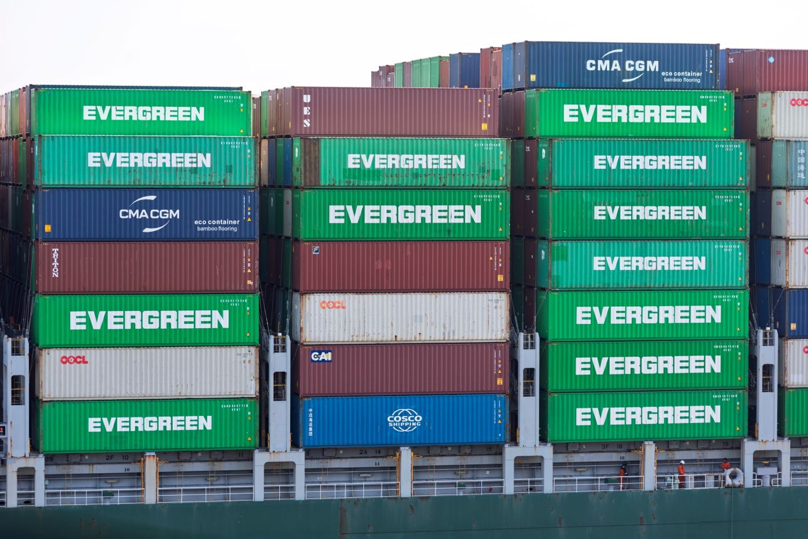 Evergreen to invest $174 million on new containers