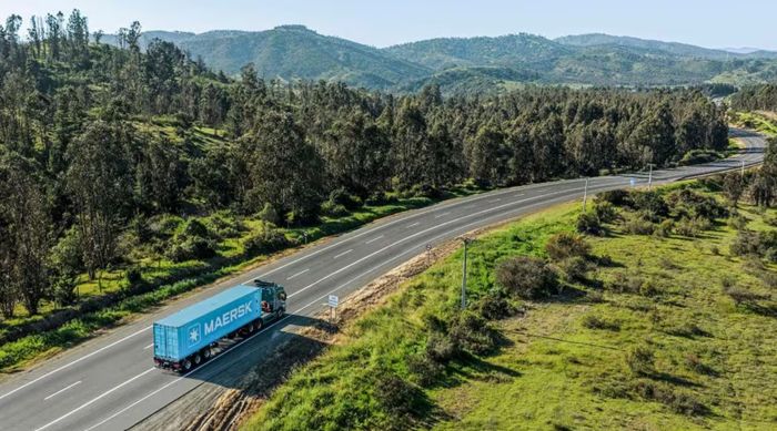 Maersk to reorganize logistics segment as profit margins fall short again