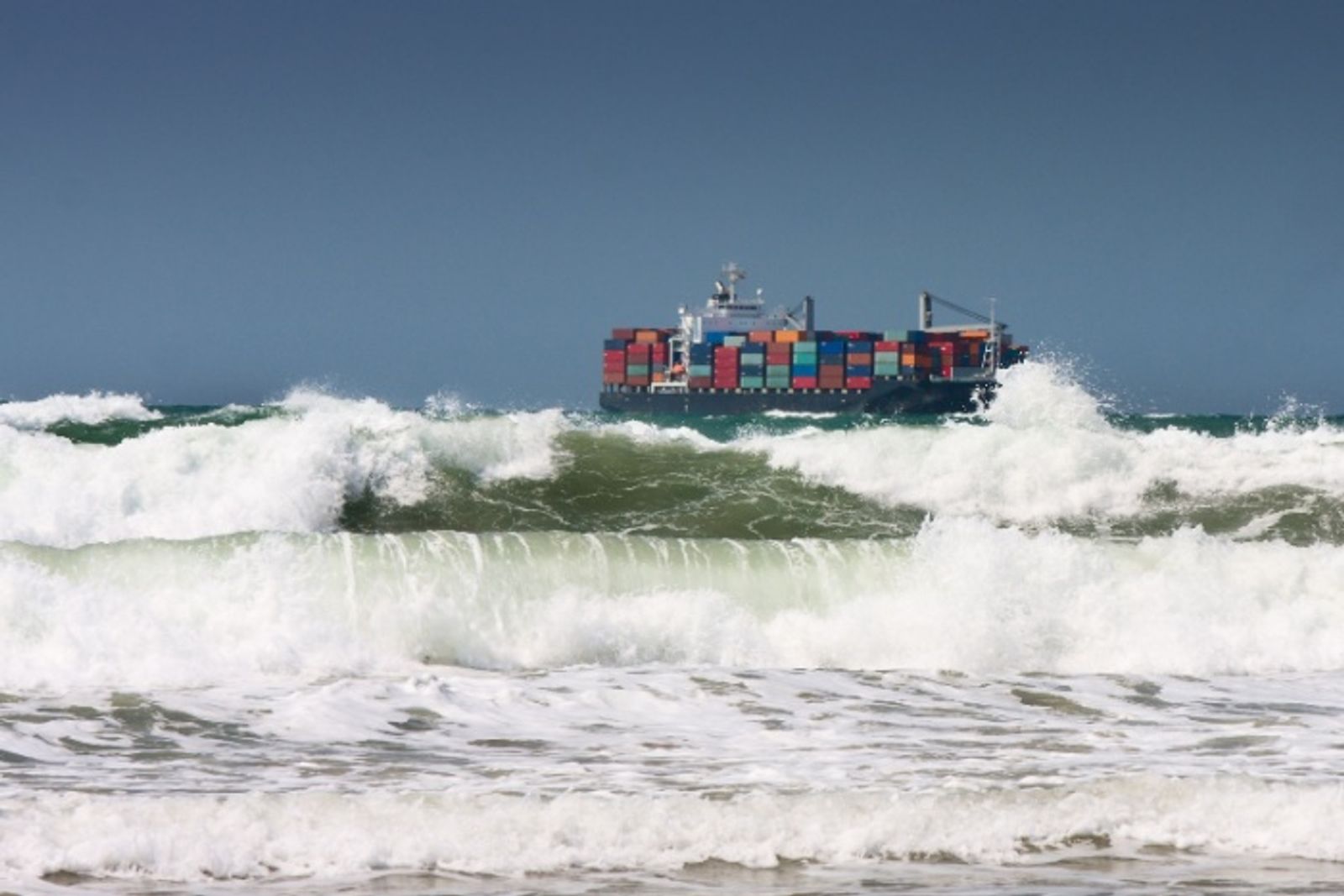 Ocean carrier on-time arrivals tumbled in January: Xeneta