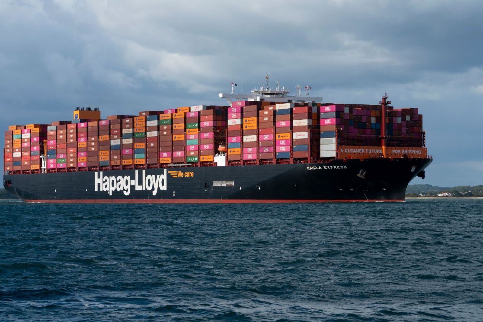 War adding $40-$50 million per week to Hapag-Lloyd's costs: CEO