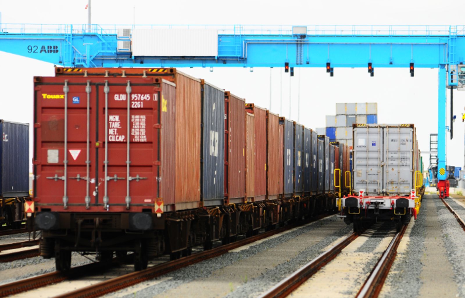 Rotterdam rail operators ink deal to tackle delays, reliability