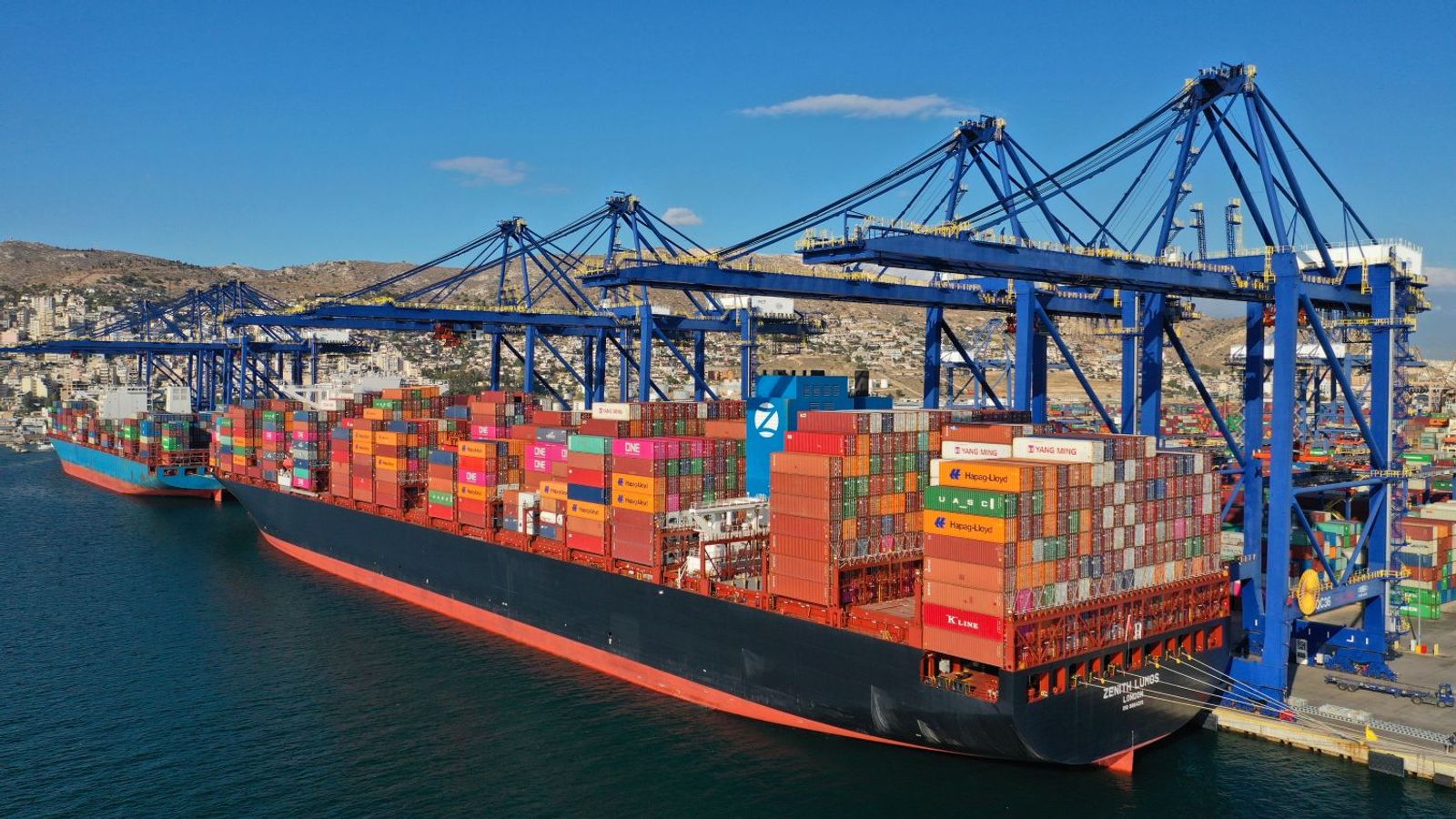 FourKites takes aim at automating ocean bookings for shippers