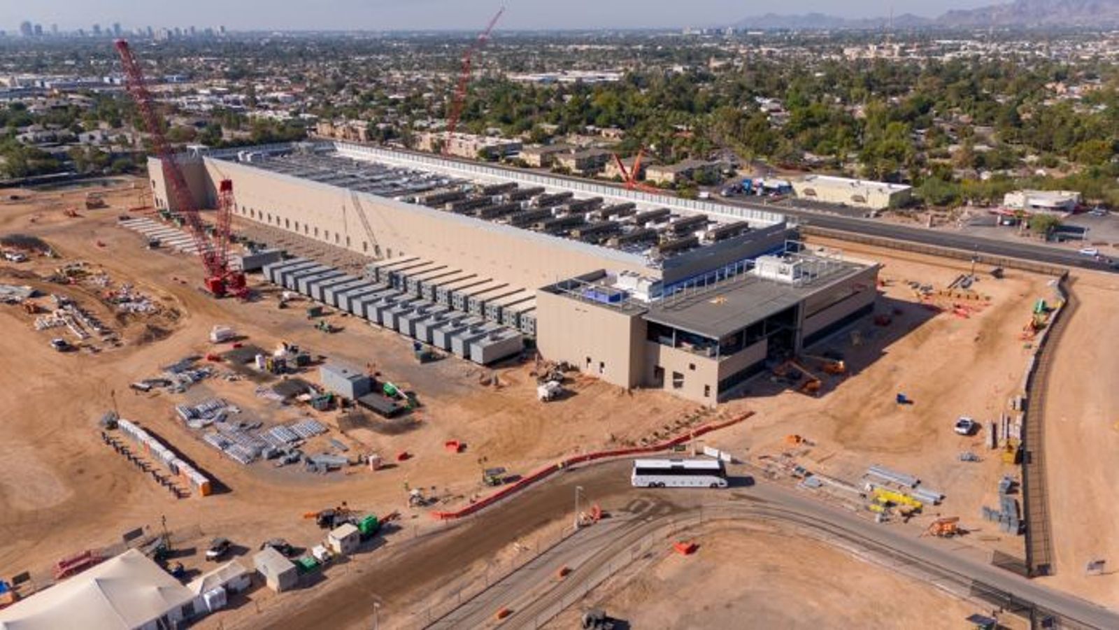 Trans-Pacific air cargo sees huge US demand for data center components